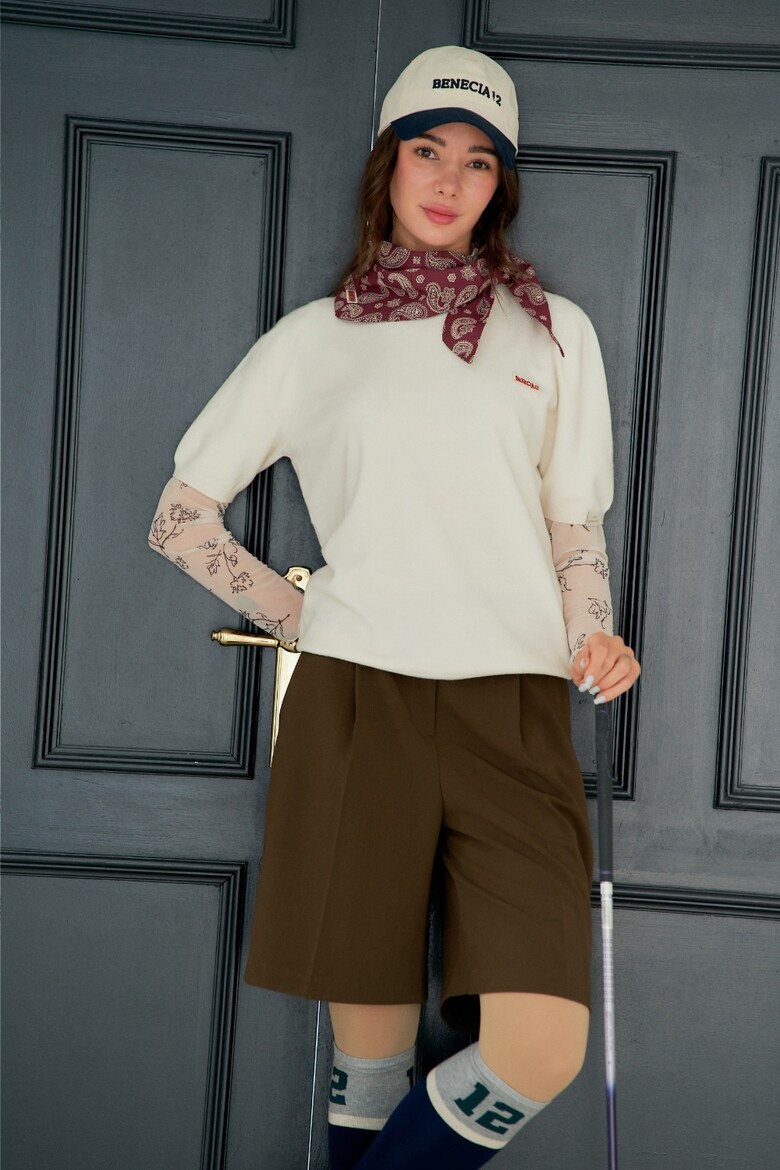 반팔 티셔츠 모델 착용 이미지-S1L6