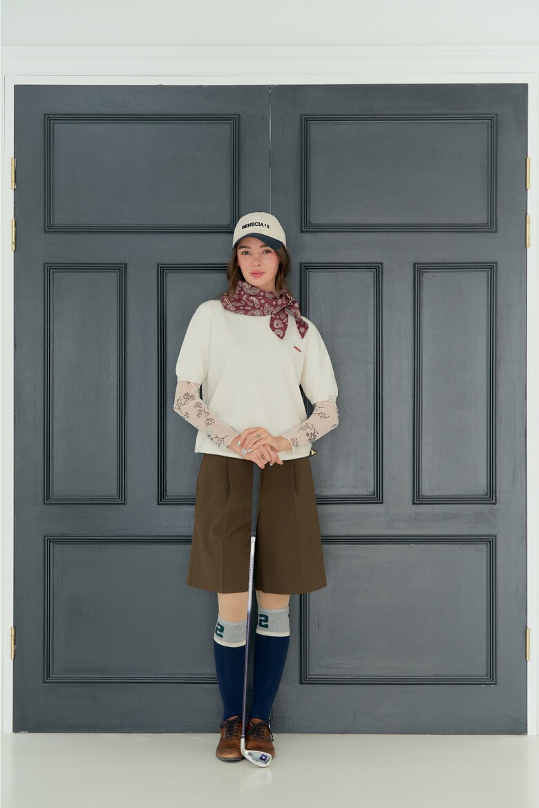 반팔 티셔츠 모델 착용 이미지-S1L26