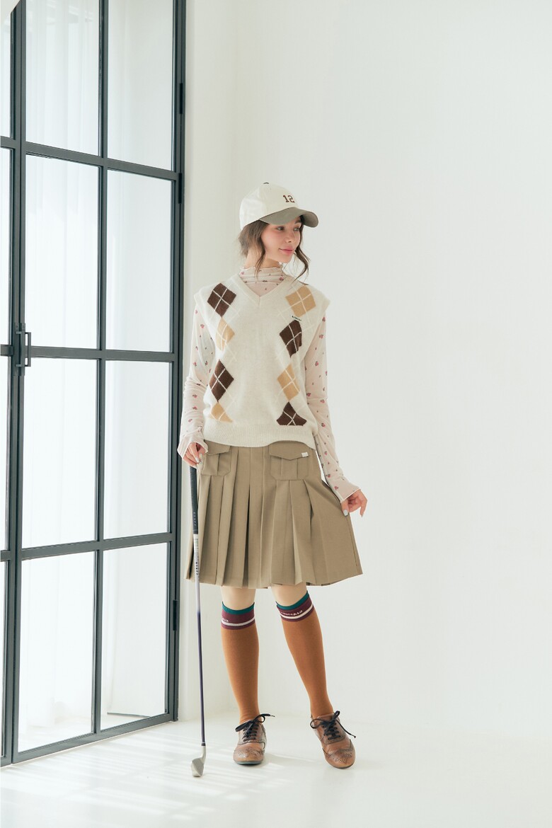 민소매 모델 착용 이미지-S1L25