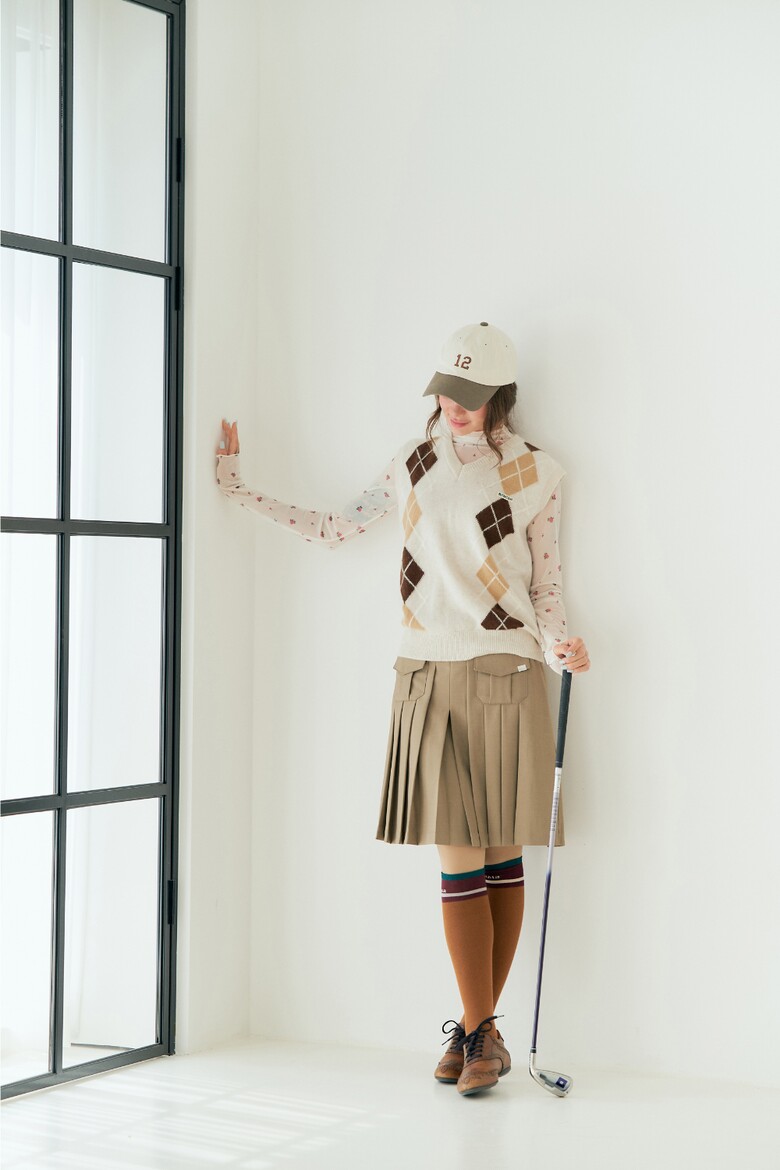 민소매 모델 착용 이미지-S1L20