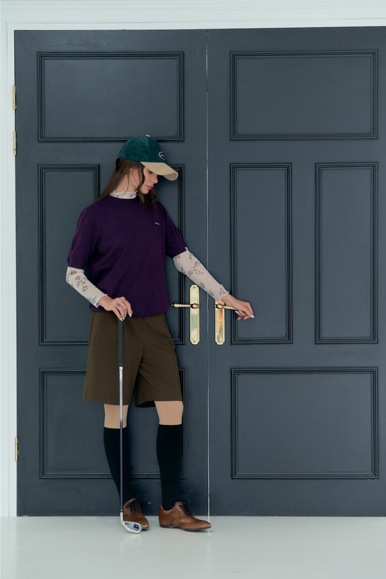 반팔 티셔츠 모델 착용 이미지-S1L16