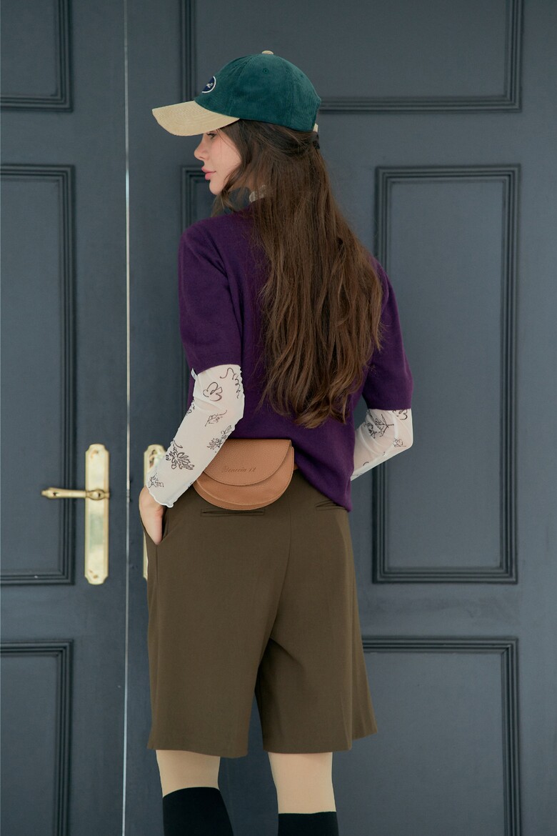 반팔 티셔츠 모델 착용 이미지-S1L9