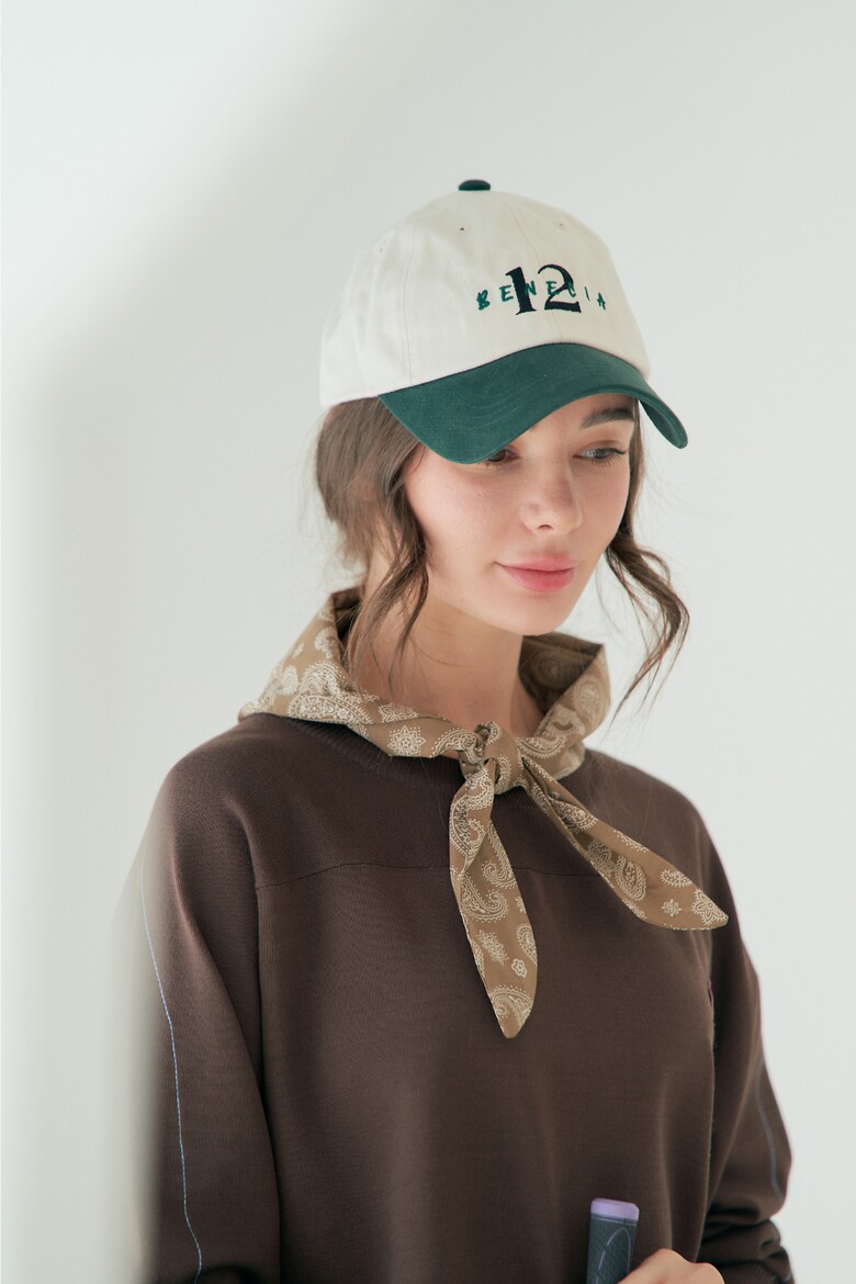 긴팔 티셔츠 모델 착용 이미지-S1L13