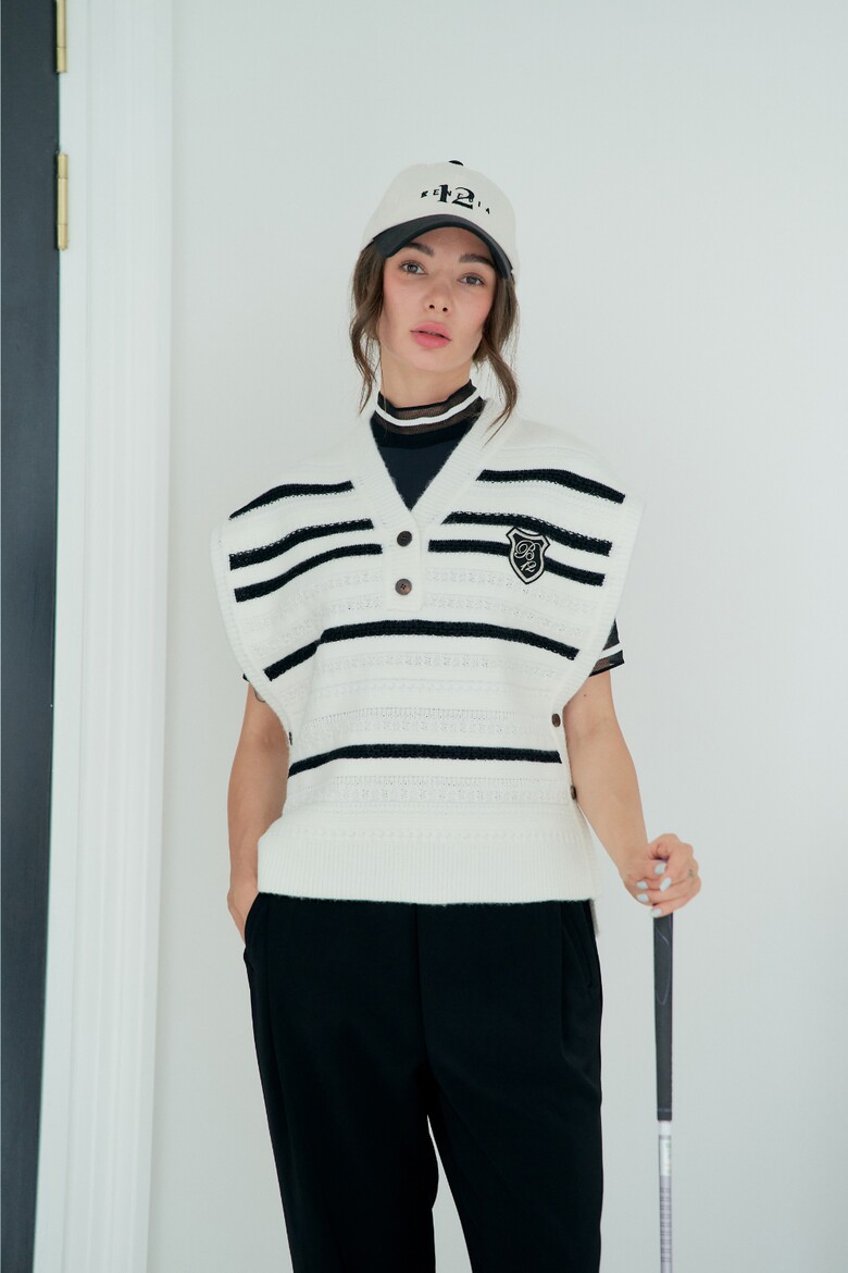 반팔 티셔츠 모델 착용 이미지-S1L19