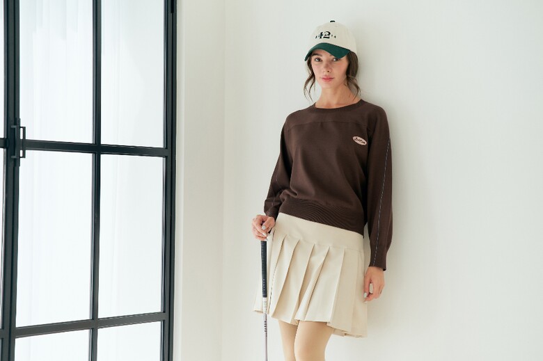 긴팔 티셔츠 모델 착용 이미지-S1L16