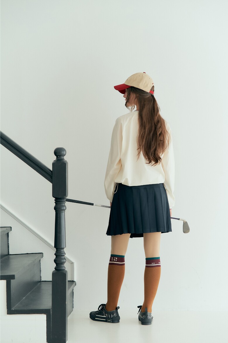 긴팔 티셔츠 모델 착용 이미지-S1L20