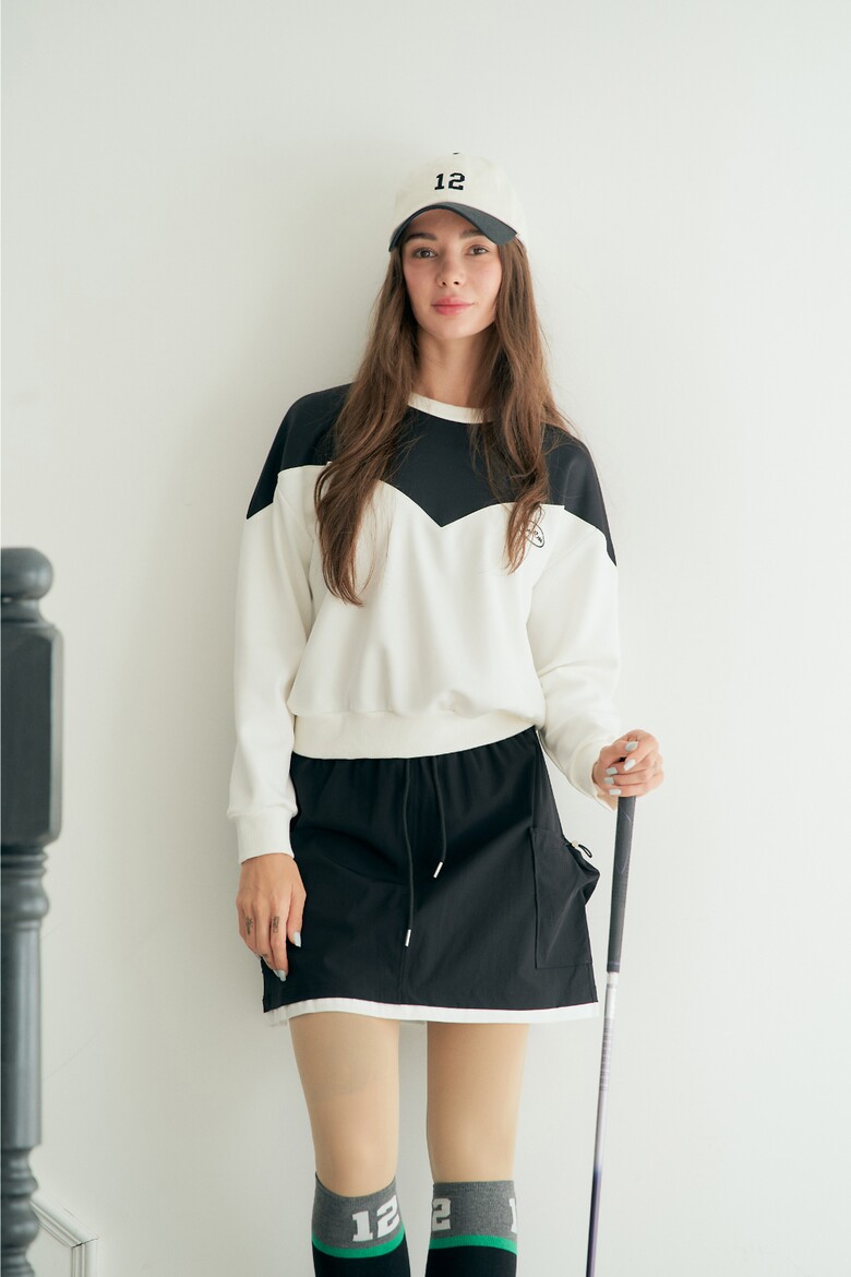 긴팔 티셔츠 모델 착용 이미지-S1L10