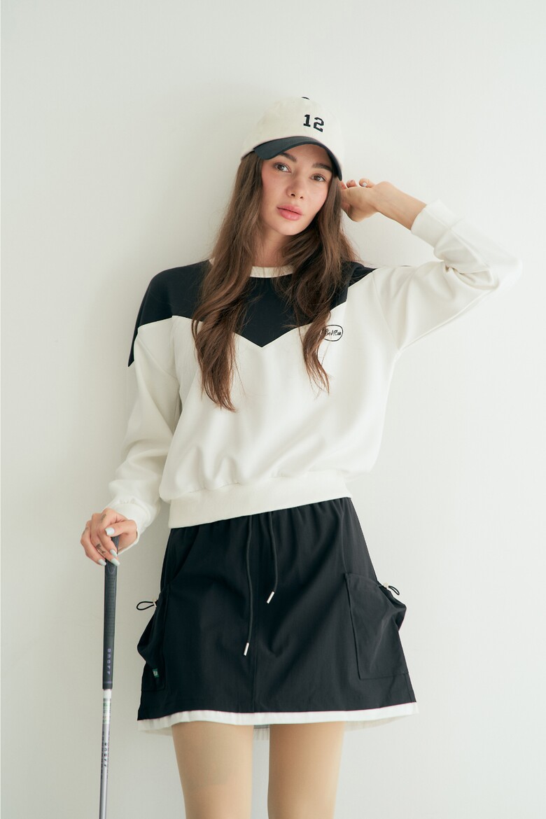 긴팔 티셔츠 모델 착용 이미지-S1L5