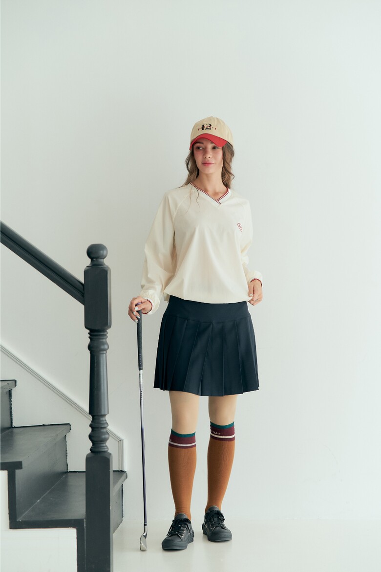 긴팔 티셔츠 모델 착용 이미지-S1L13