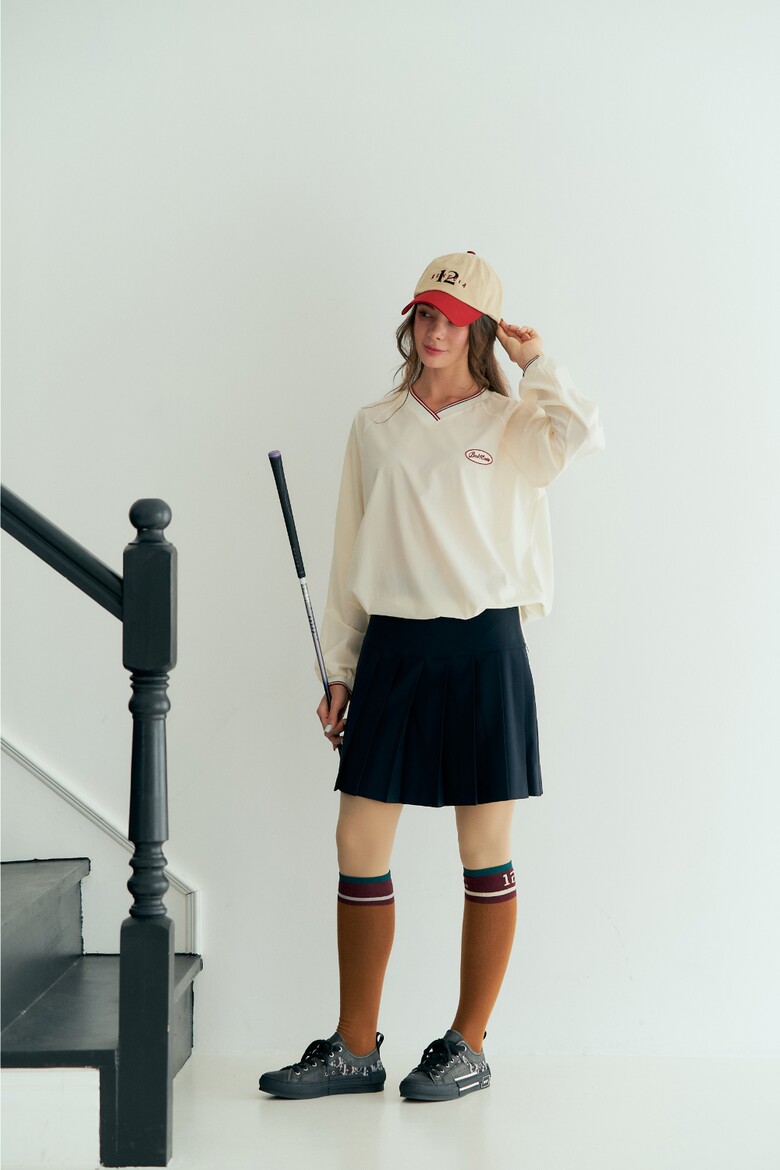 긴팔 티셔츠 모델 착용 이미지-S1L22