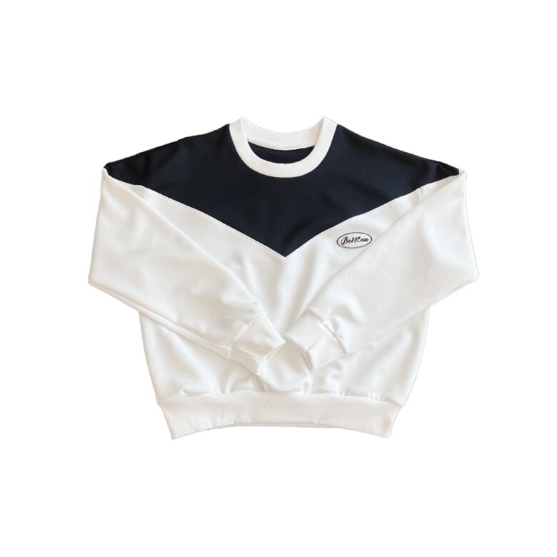 긴팔 티셔츠 차콜 색상 이미지-S2L1