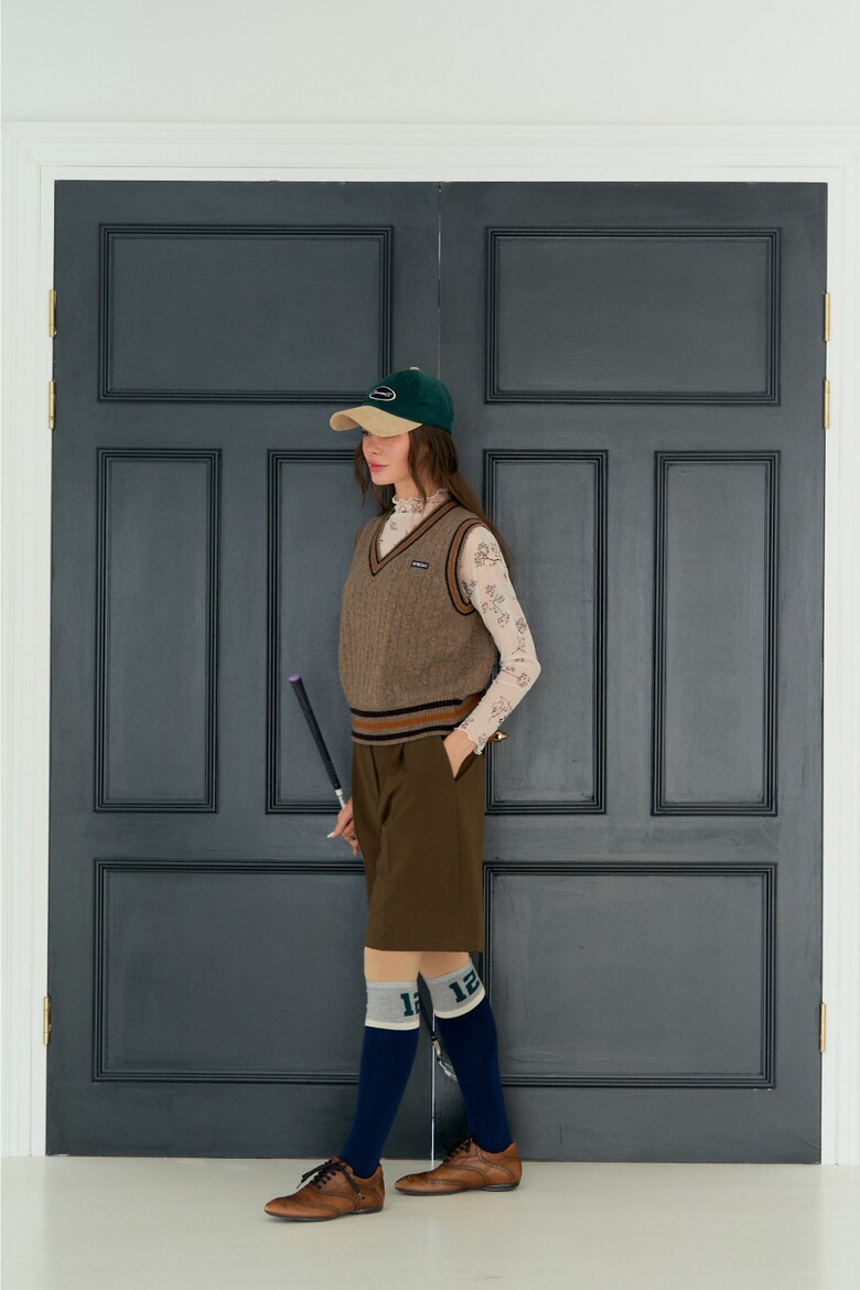 양말 모델 착용 이미지-S2L5