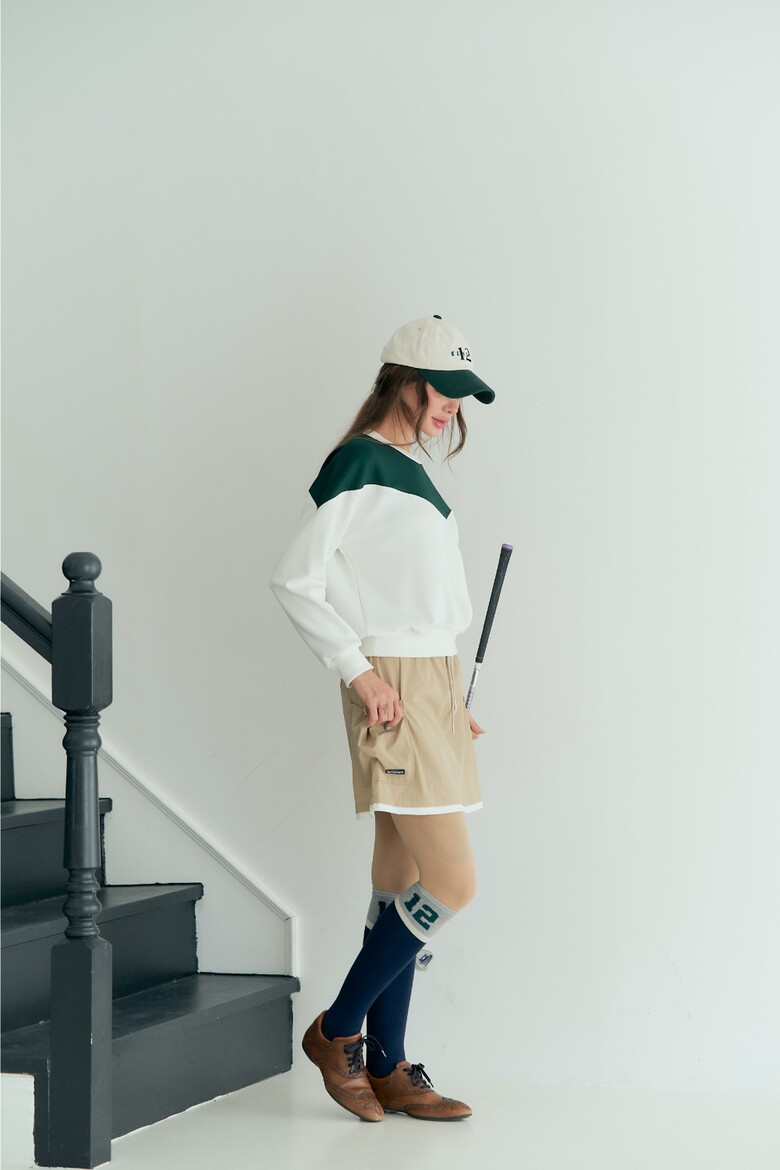 양말 모델 착용 이미지-S2L4