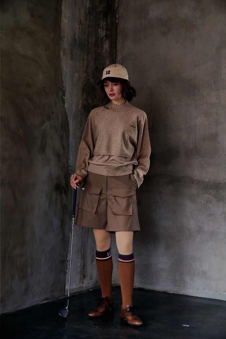 긴팔 티셔츠 모델 착용 이미지-S1L7