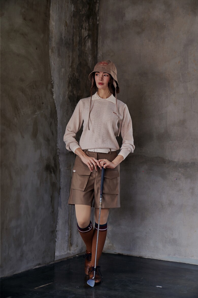 긴팔 티셔츠 모델 착용 이미지-S1L24