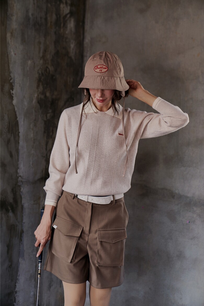 긴팔 티셔츠 모델 착용 이미지-S1L18