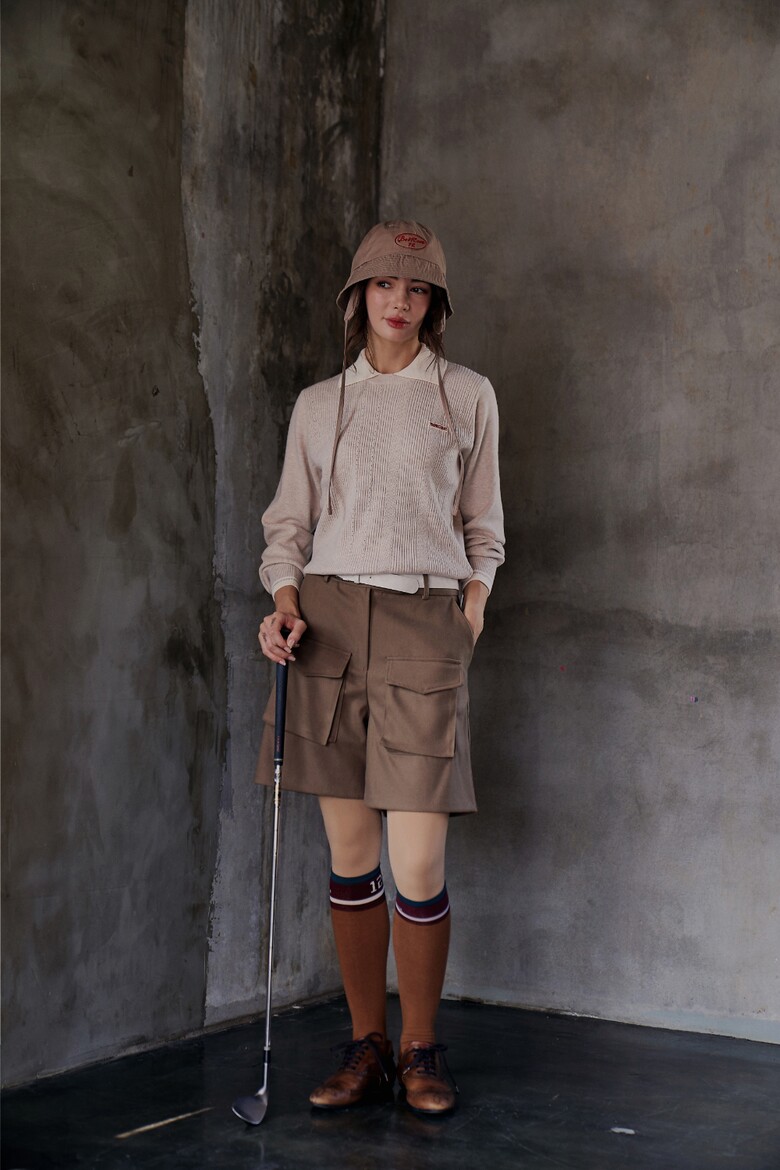 긴팔 티셔츠 모델 착용 이미지-S1L22