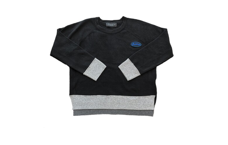 긴팔 티셔츠 차콜 색상 이미지-S4L1