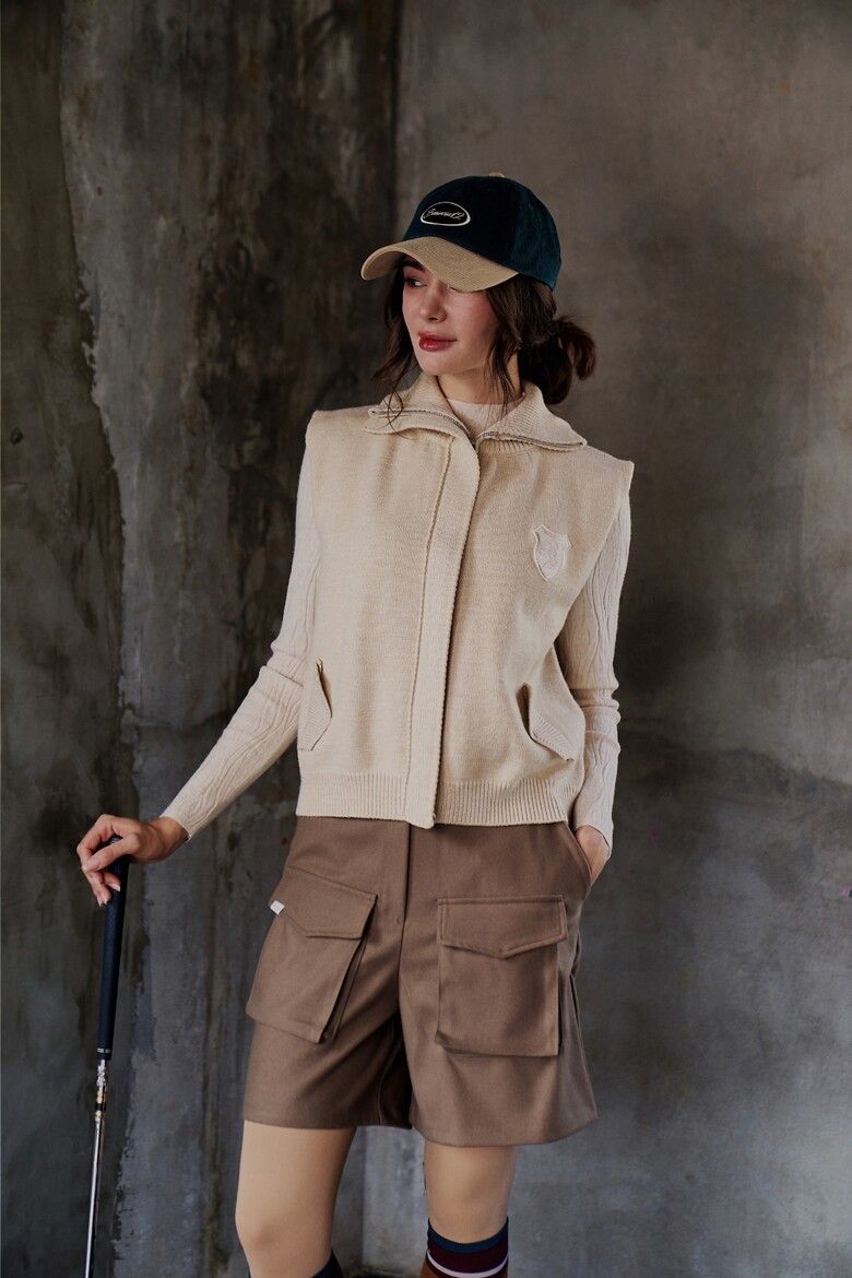 재킷 모델 착용 이미지-S1L16