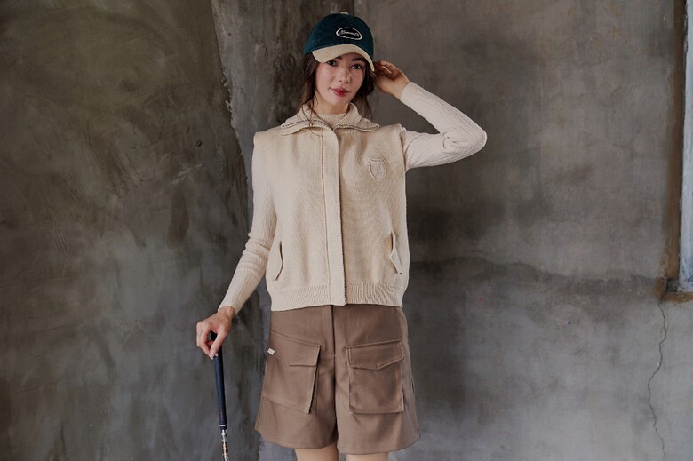 재킷 모델 착용 이미지-S1L9