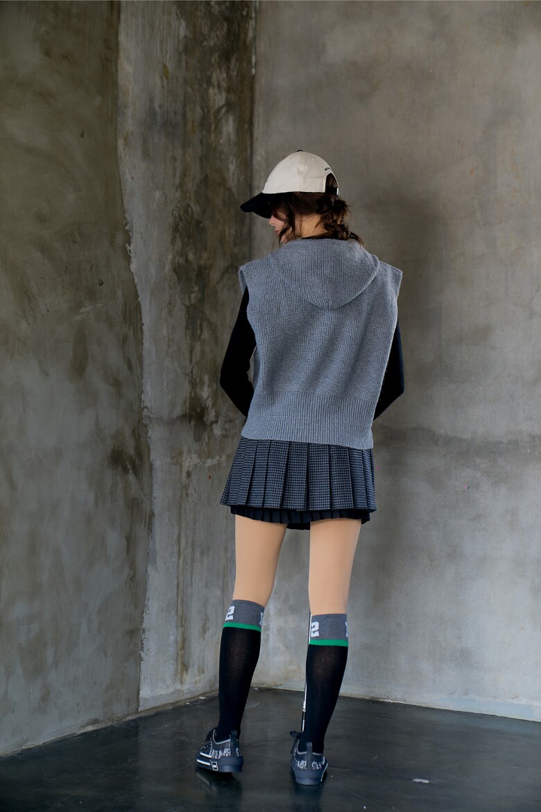 재킷 모델 착용 이미지-S1L9