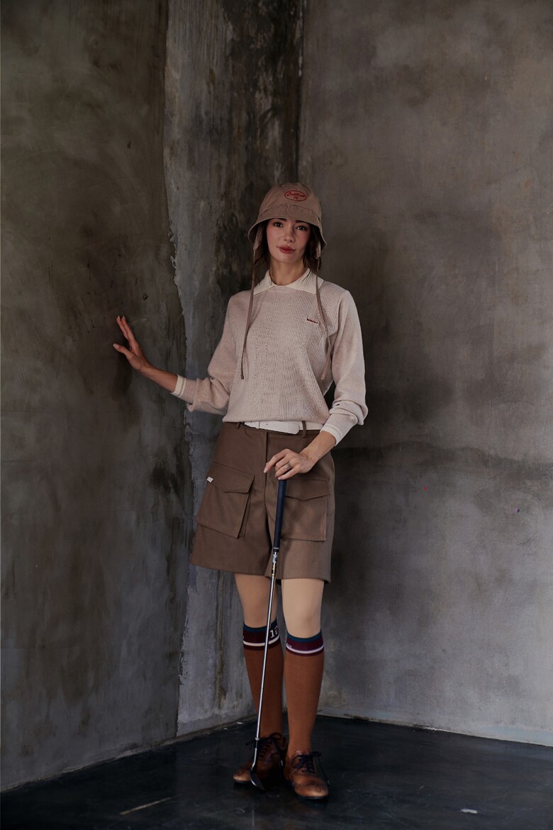 긴팔 티셔츠 모델 착용 이미지-S1L25