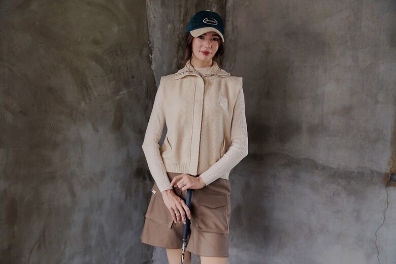 재킷 모델 착용 이미지-S1L10