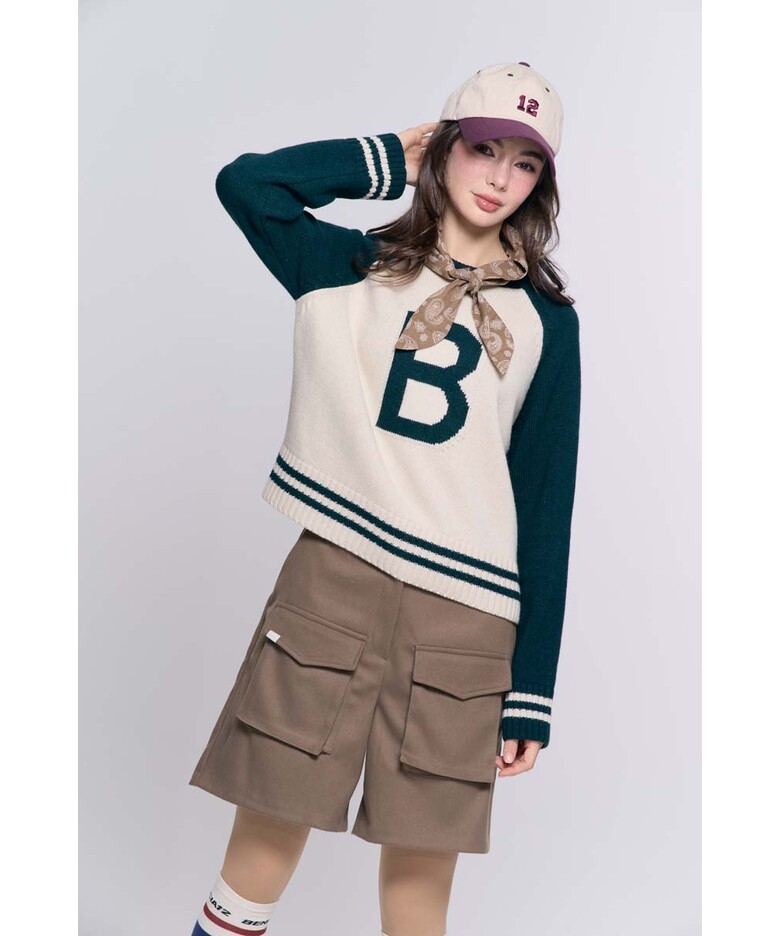 긴팔 티셔츠 모델 착용 이미지-S1L5