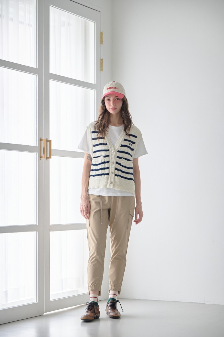 반팔 티셔츠 모델 착용 이미지-S1L14