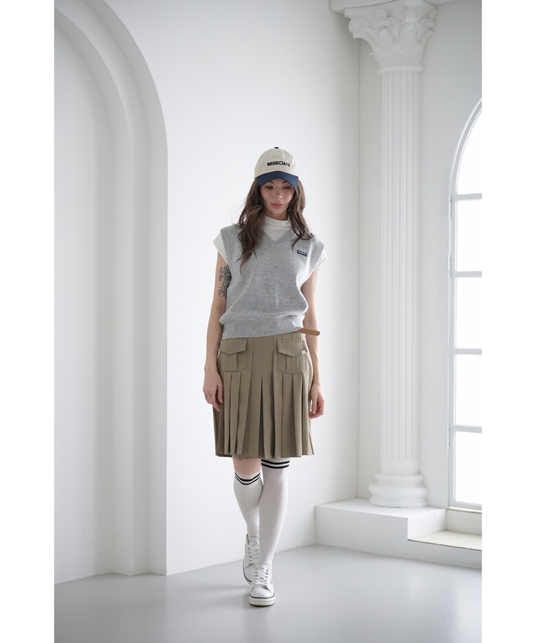 민소매 모델 착용 이미지-S1L35