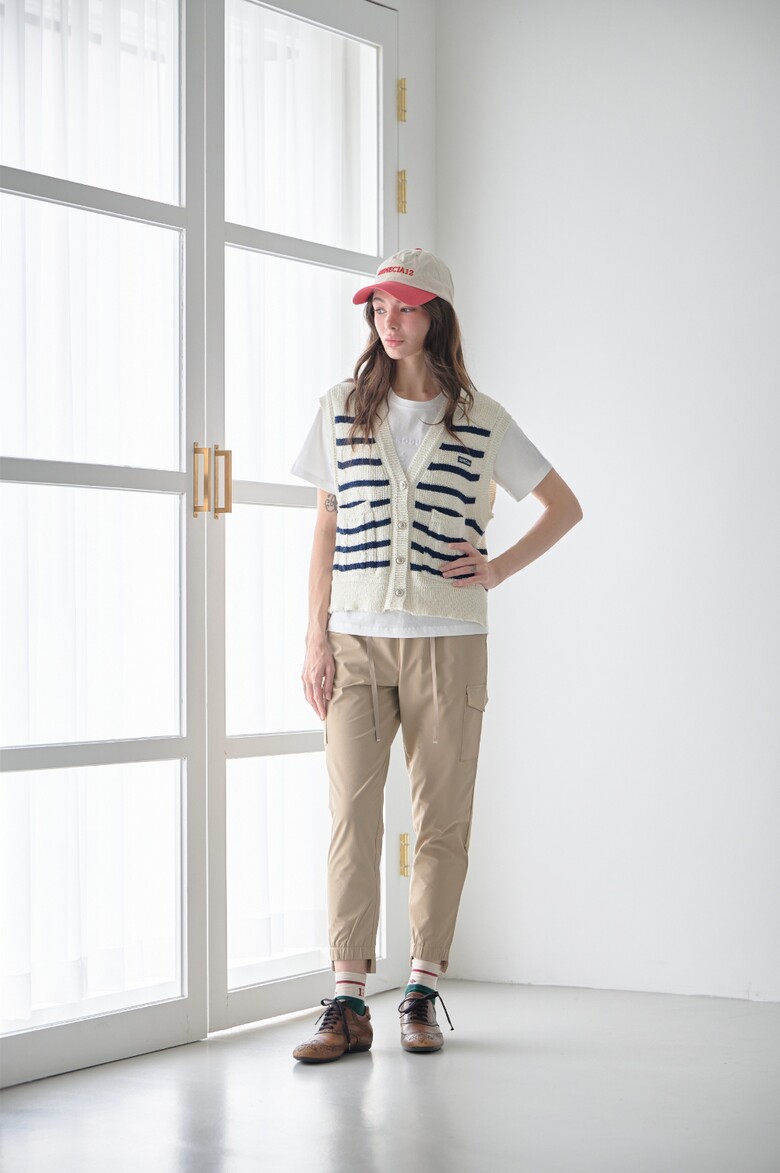 반팔 티셔츠 모델 착용 이미지-S1L27