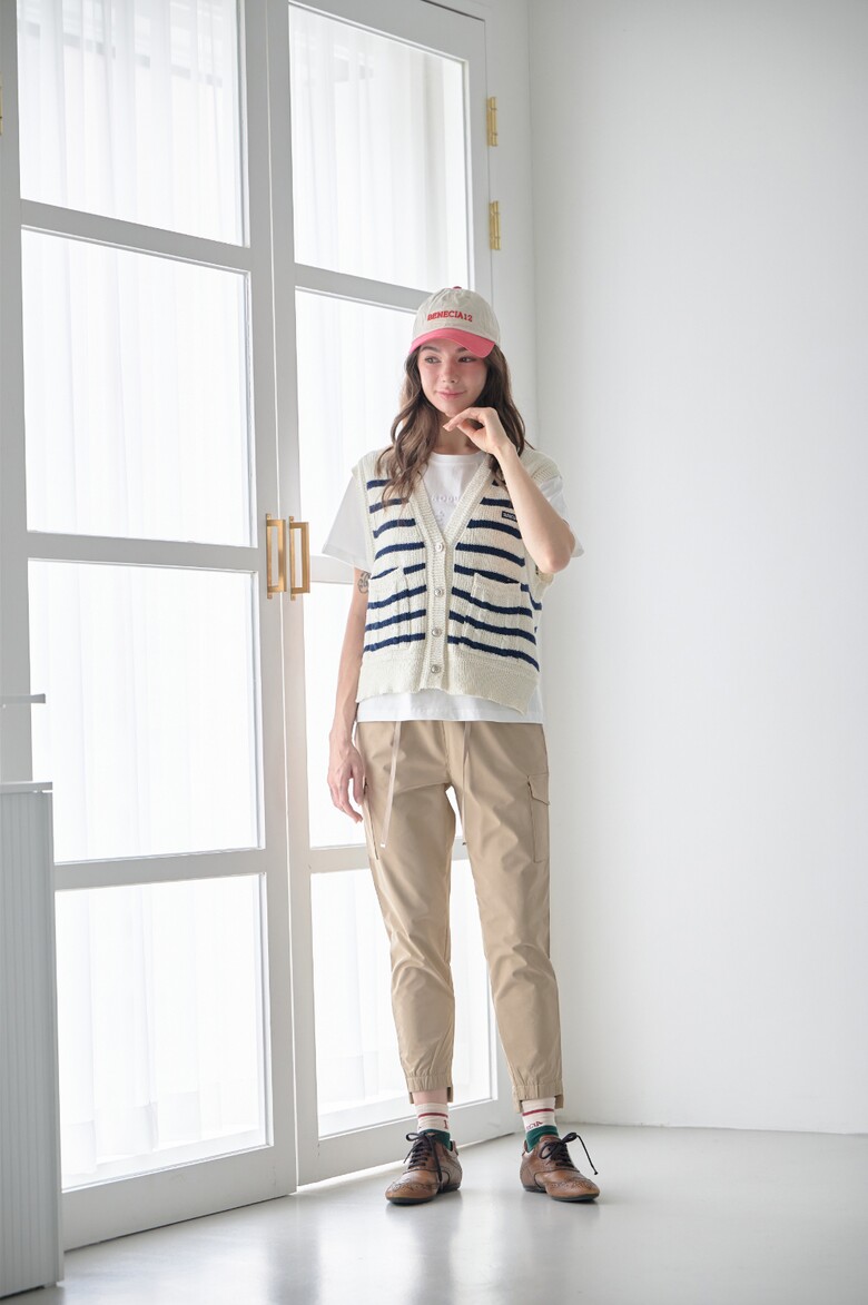 반팔 티셔츠 모델 착용 이미지-S1L11