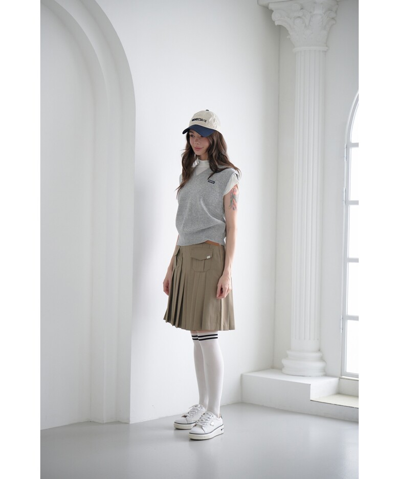 민소매 모델 착용 이미지-S1L32