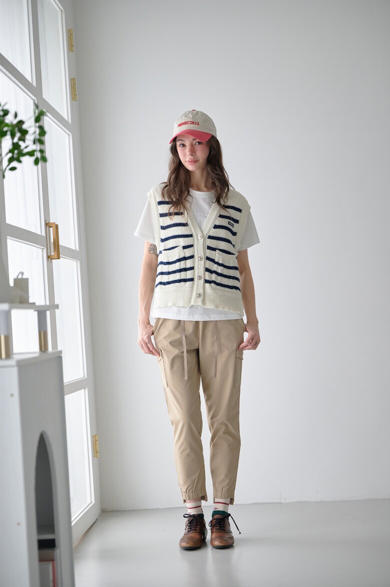 반팔 티셔츠 모델 착용 이미지-S1L7