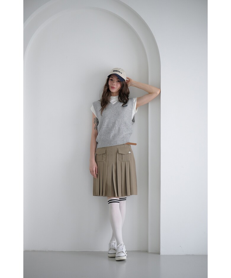 민소매 모델 착용 이미지-S1L14