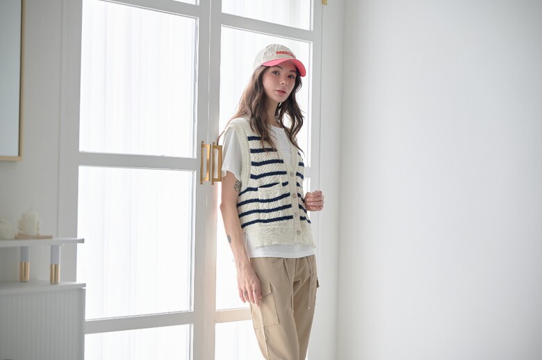 반팔 티셔츠 모델 착용 이미지-S1L18