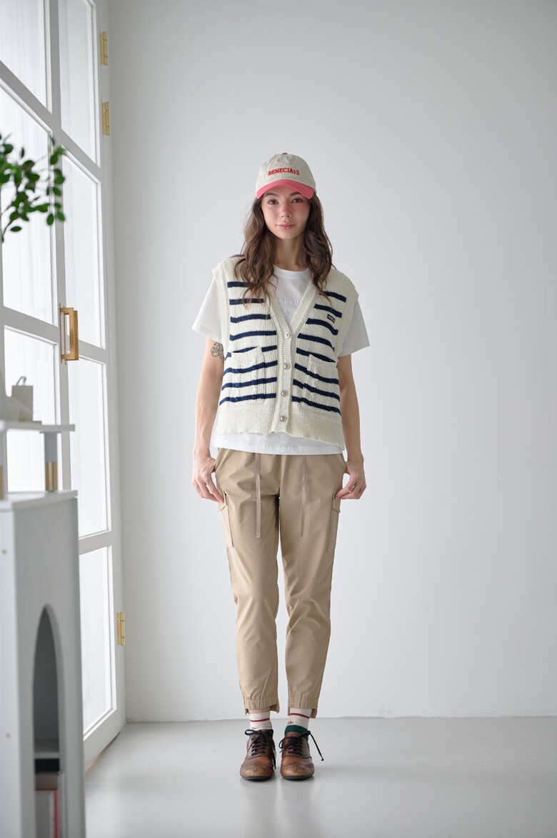 반팔 티셔츠 모델 착용 이미지-S1L9