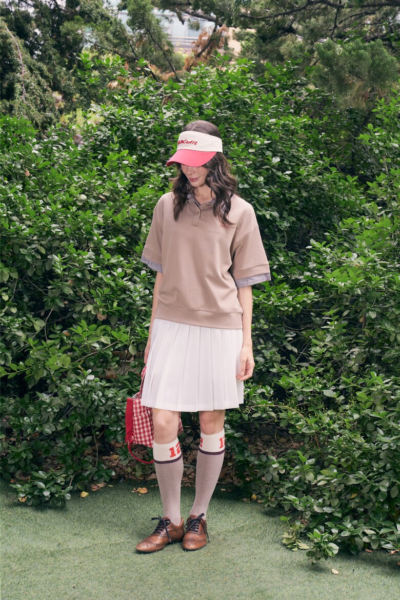 드레스 모델 착용 이미지-S3L6