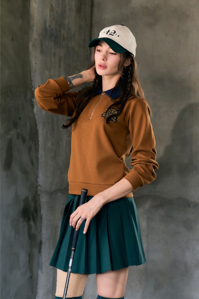 드레스 모델 착용 이미지-S2L3