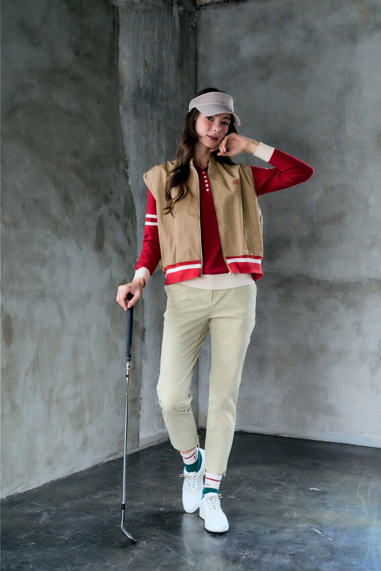 재킷 모델 착용 이미지-S3L4