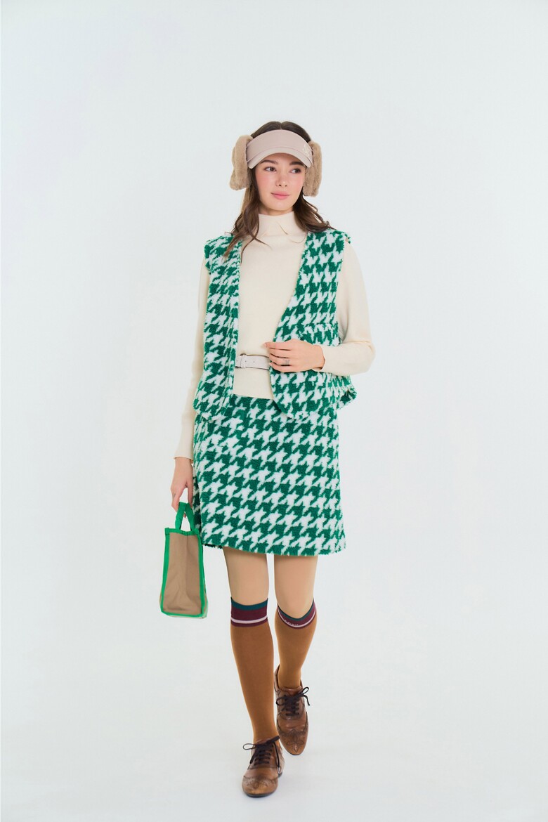 미니 스커트 모델 착용 이미지-S3L6