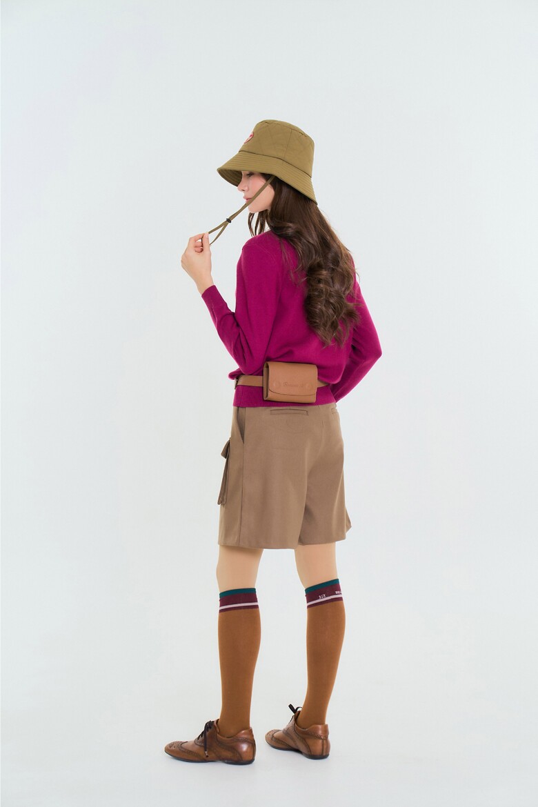 반바지 모델 착용 이미지-S5L16