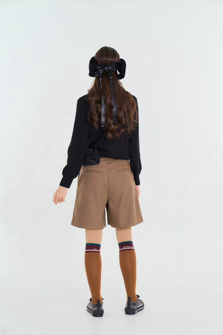 반바지 모델 착용 이미지-S5L8