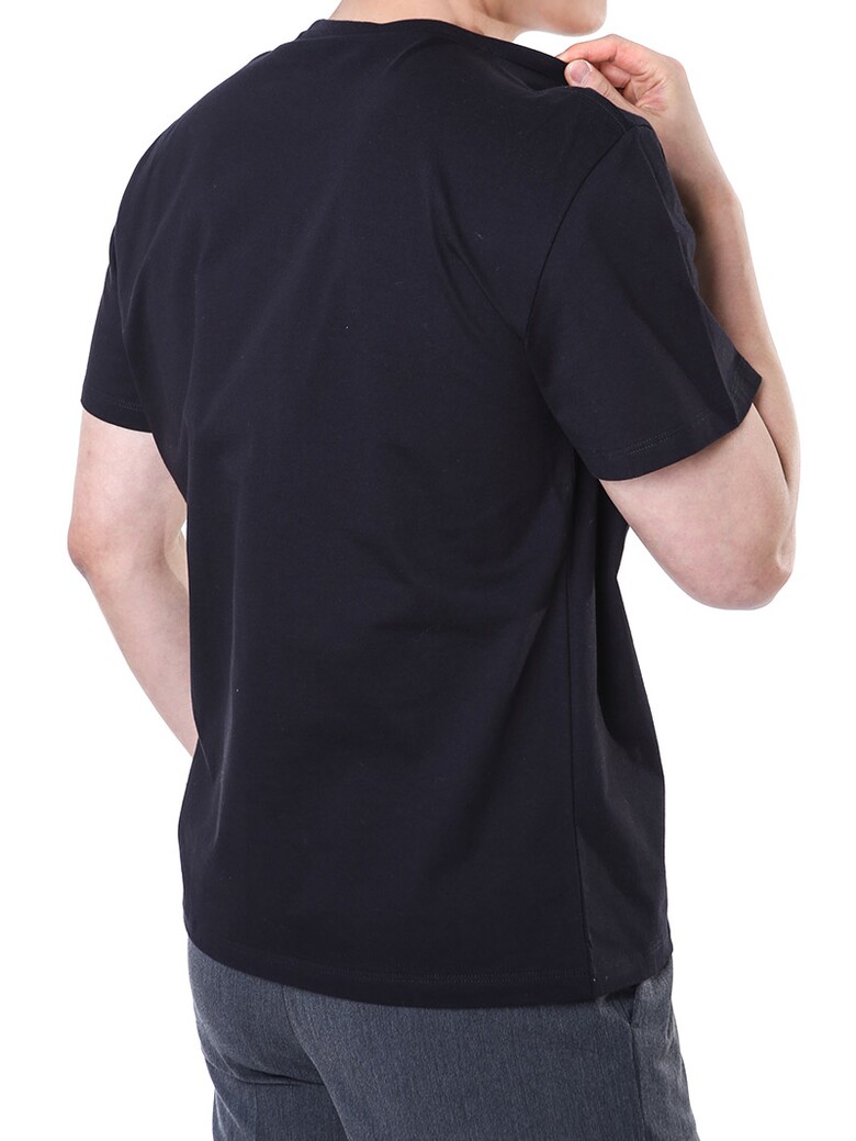 반팔 티셔츠 자연스런 핏컷