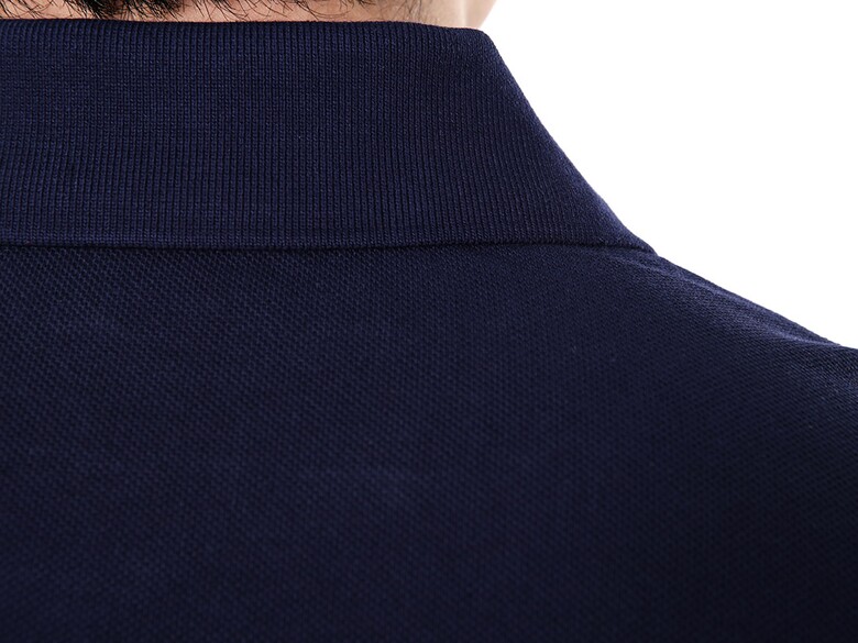 반팔 티셔츠 측면 실루엣컷