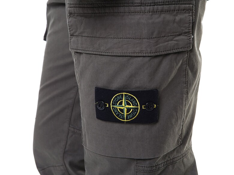 스톤아일랜드 와펜패치 카고 팬츠측면 착용컷