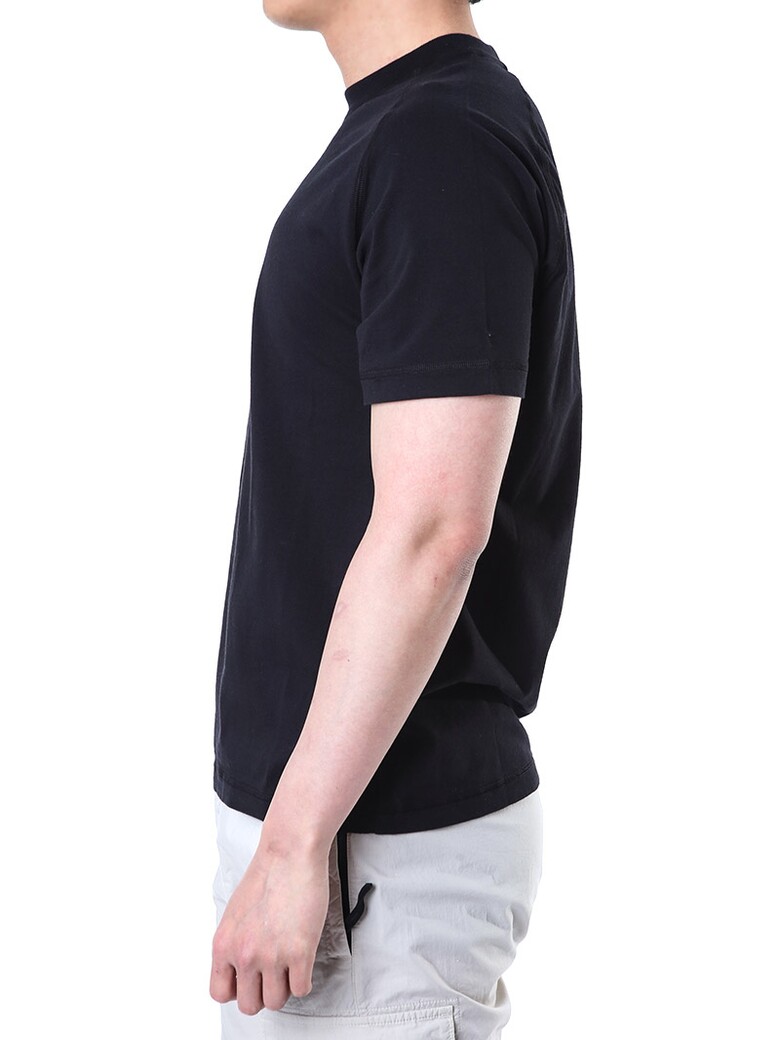 반팔 티셔츠 자연스런 핏컷