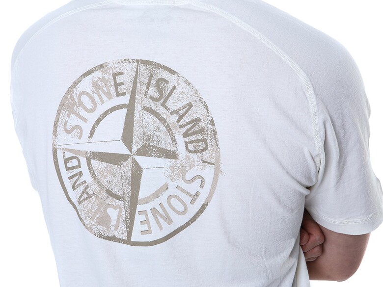 반팔 티셔츠 소재 디테일컷