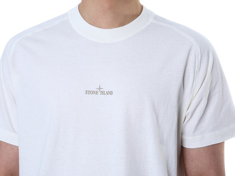 반팔 티셔츠 소재 디테일컷